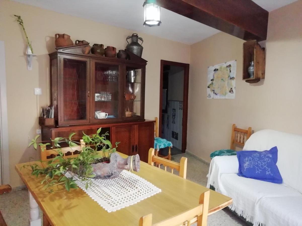 Casa Rural Abuela Maxi Riolobos ภายนอก รูปภาพ