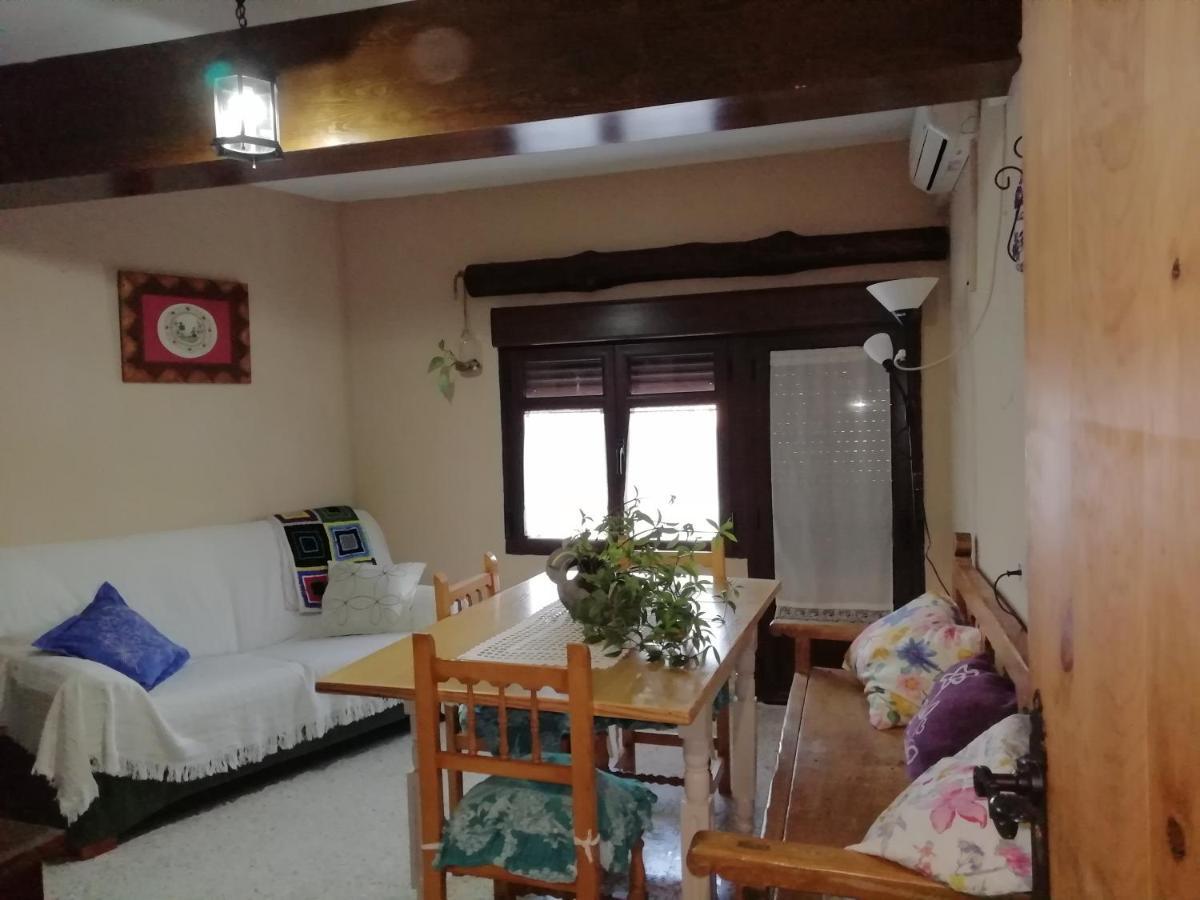 Casa Rural Abuela Maxi Riolobos ภายนอก รูปภาพ