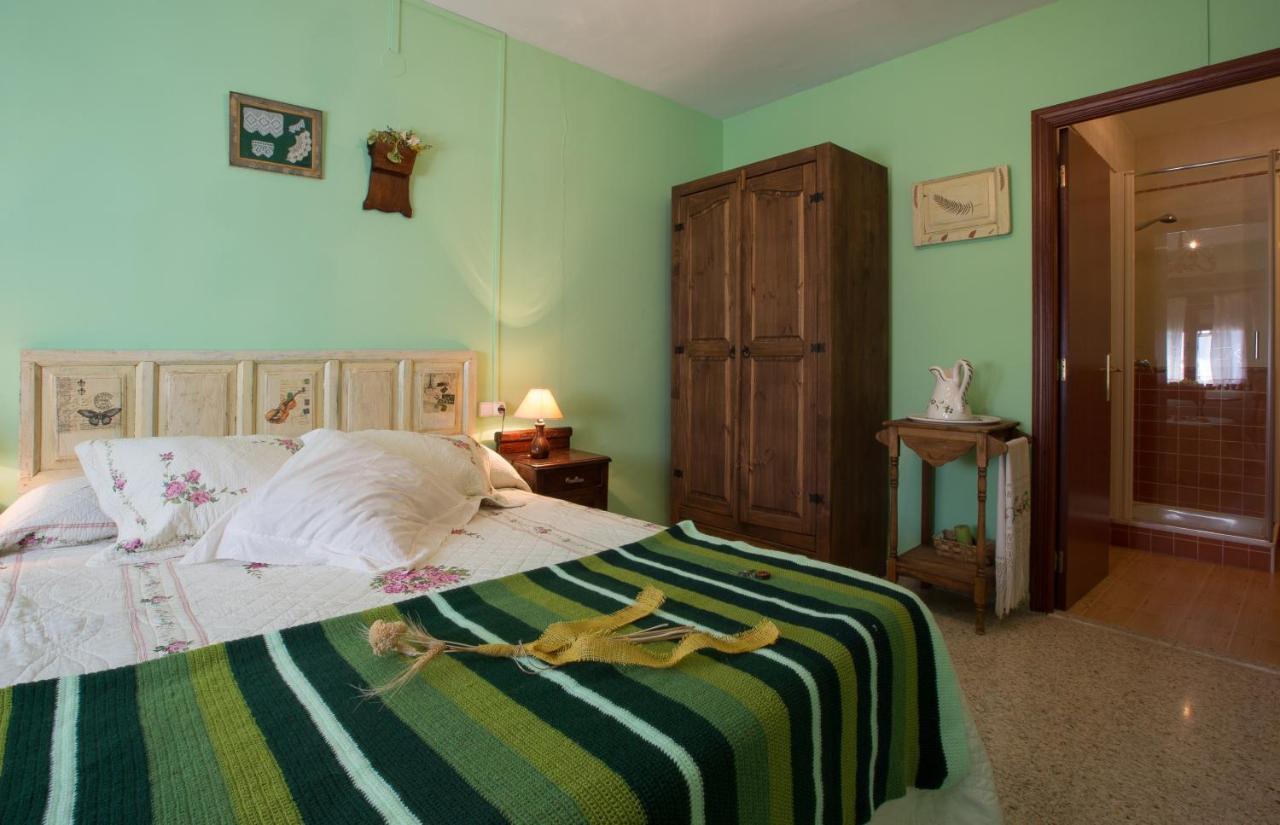 Casa Rural Abuela Maxi Riolobos ภายนอก รูปภาพ