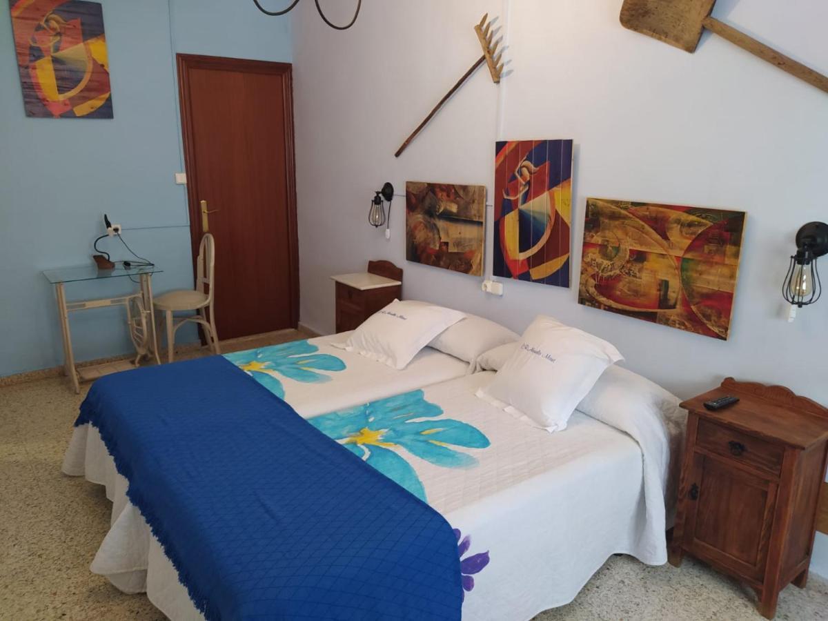 Casa Rural Abuela Maxi Riolobos ภายนอก รูปภาพ