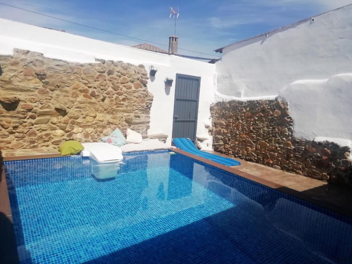 Casa Rural Abuela Maxi Riolobos ภายนอก รูปภาพ